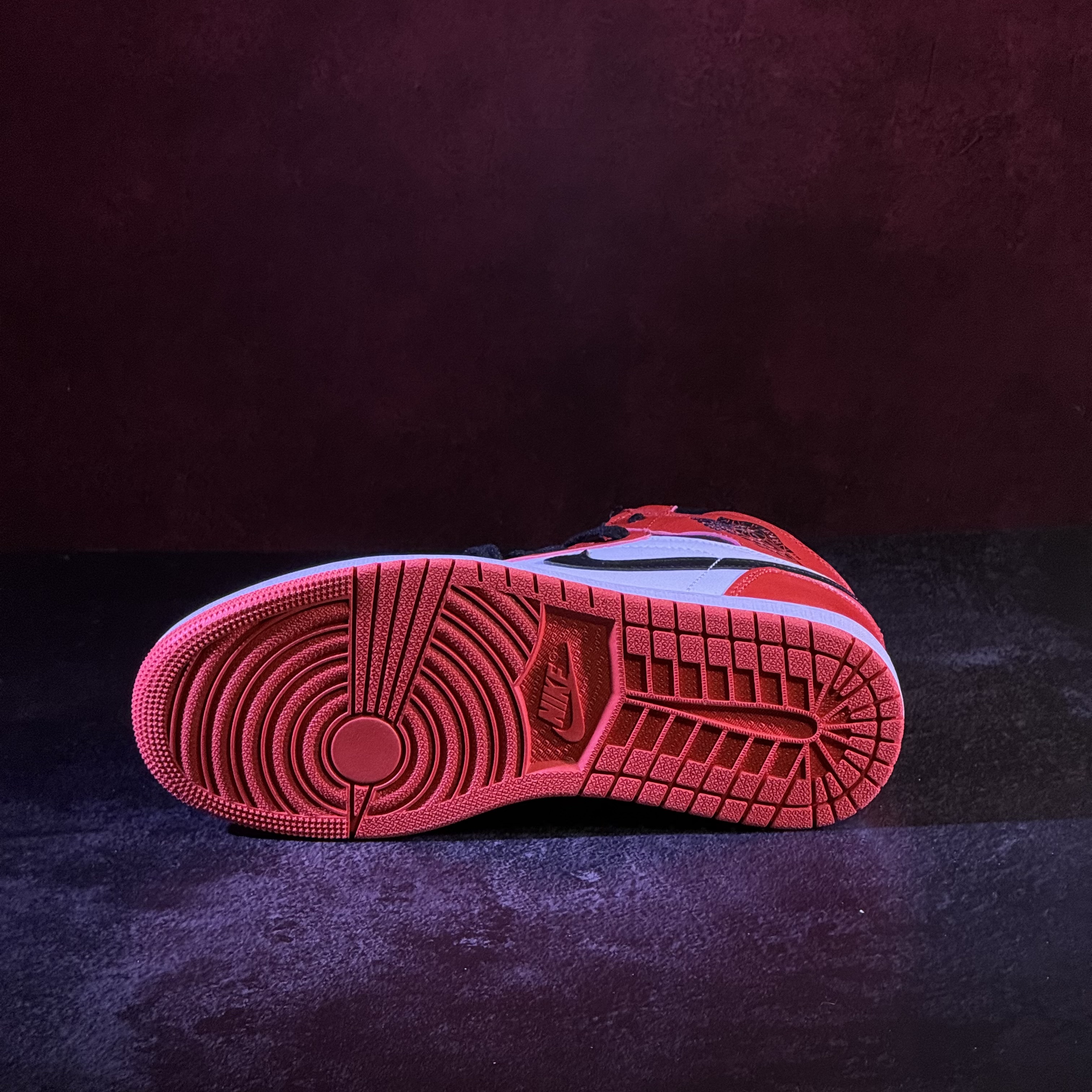 Jordan 1 Retro High Chicago 